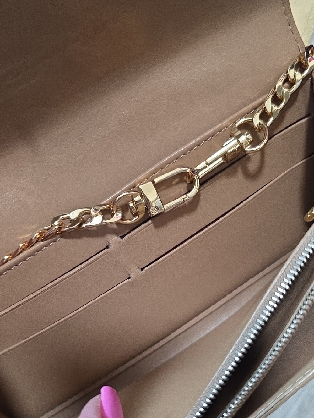 Louis Vuitton Monogram Vernis Sarah Wallet With Chain & Dustbag - Picture 7 of 16